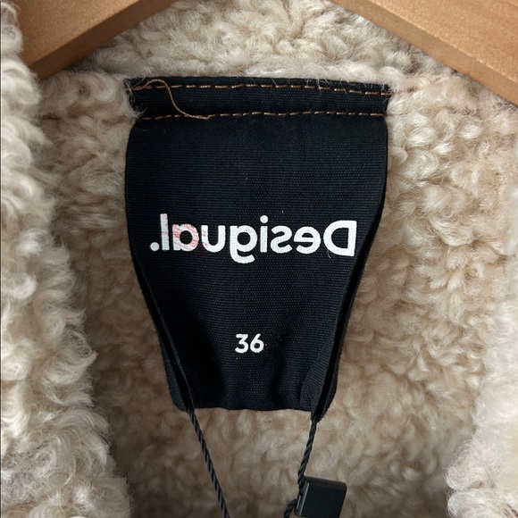 Desigual Daniela Sherpa Lined Denim & Faux Suede Patchwork Jacket EU Size 36 NWT - Picture 9 of 16